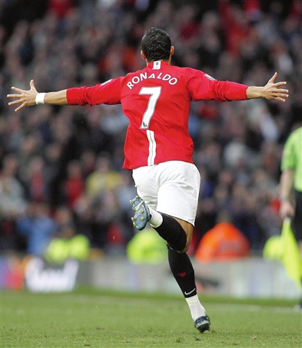 他延续了自 他延续了自